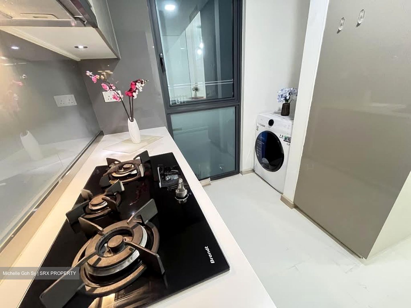 J Gateway (D22), Condominium #537706111